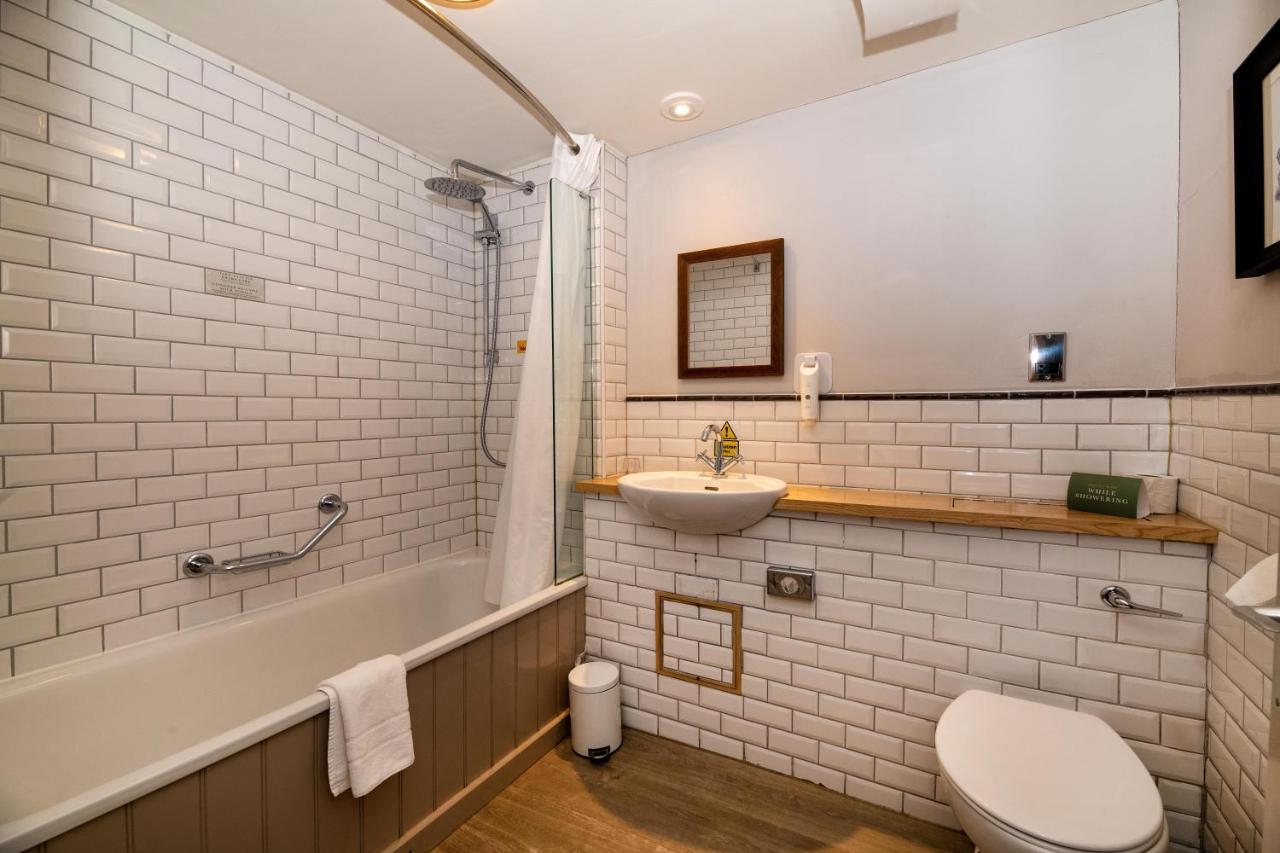 Greswolde Arms By Chef & Brewer Collection Hotel Solihull Buitenkant foto